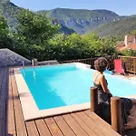 Les Gargouilles Gorges Du Tarn - Millau Bed & Breakfast 3*