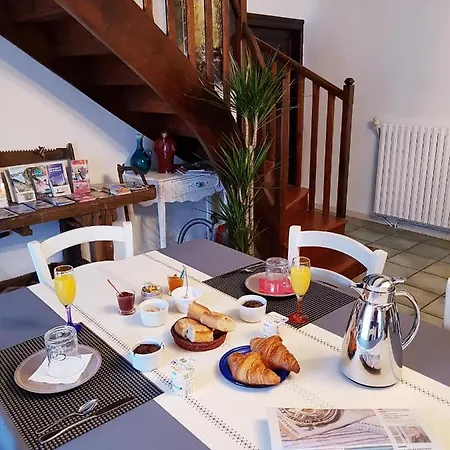 Les Gargouilles Des Gorges Du Tarn Couette-café
