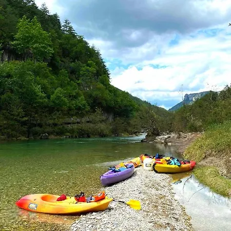 Les Gargouilles - Piscine A Debordement Avec Vue Exceptionnelle - Gorges Du Tarn - Millau فندق مبيت وإفطار 3*