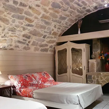 Les Gargouilles Gorges Du Tarn - Millau Boyne