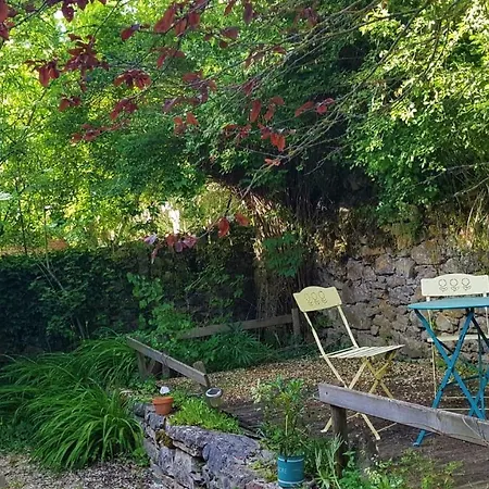 Les Gargouilles Des Gorges Du Tarn Couette-café 3*
