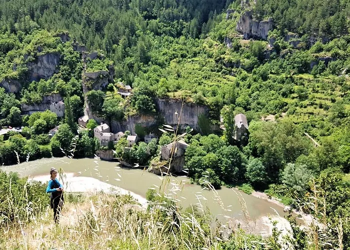 Les Gargouilles Gorges Du Tarn - Millau Bed & Breakfast